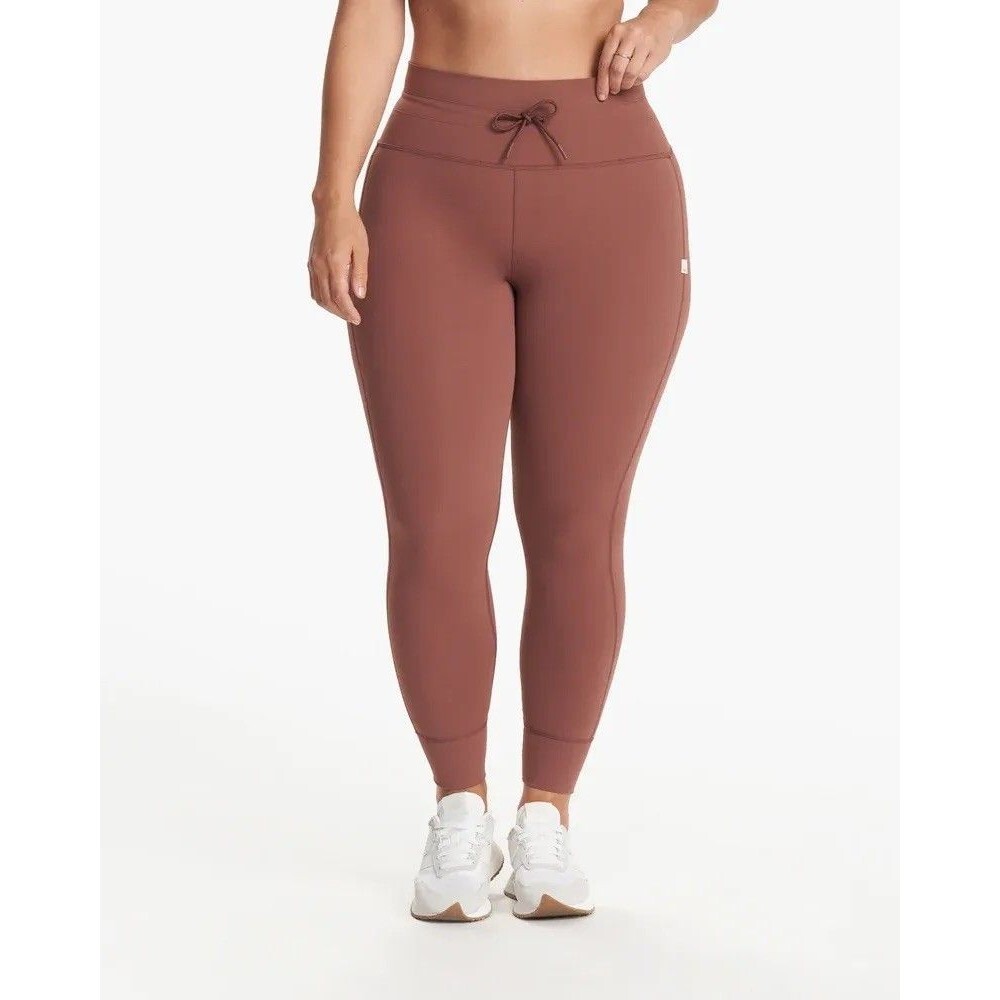 Vuori Women's Daily Leggings featuring a high-rise waist w/drawstring size M